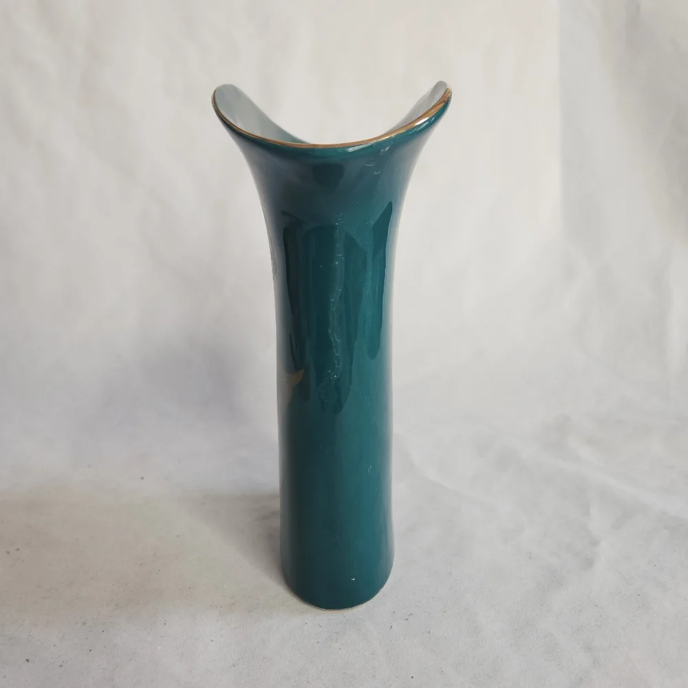 Vintage Asian White Calla Lily Flower Teal Green Vase
